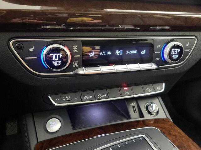 Photo of 2020 Gray Audi Q5