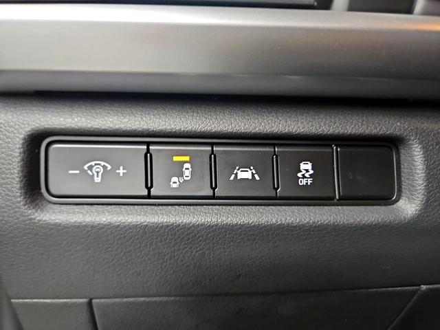Photo of 2021 Silver Kia Telluride