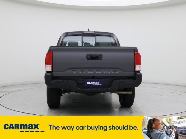 Photo of 2017 Gray Toyota Tacoma