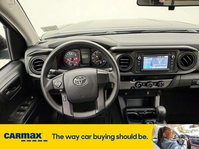Photo of 2017 Gray Toyota Tacoma