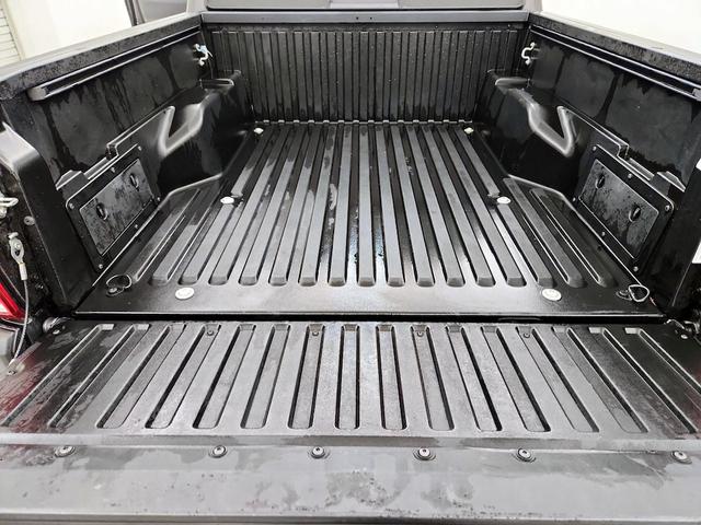 Photo of 2017 Gray Toyota Tacoma