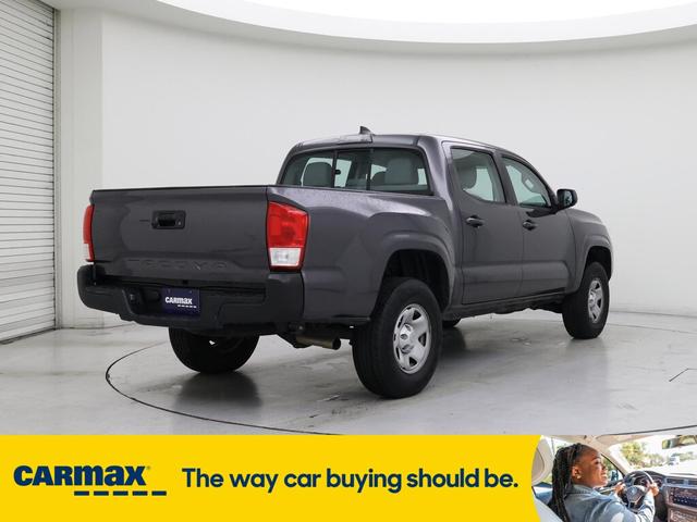 Photo of 2017 Gray Toyota Tacoma