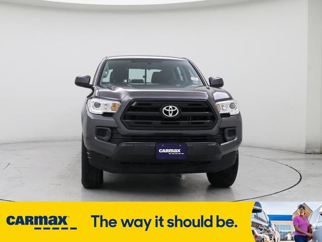 Photo of 2017 Gray Toyota Tacoma