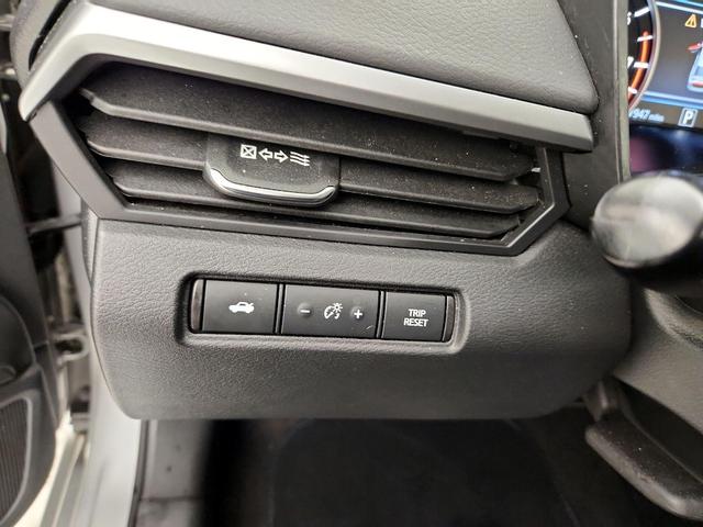 Photo of 2022 Silver Nissan Altima