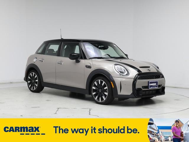 2023 MINI Hardtop