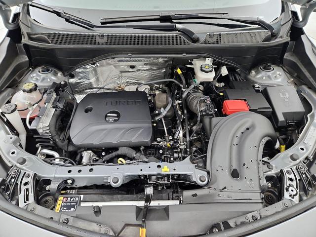 Photo of 2023 Silver Buick Encore GX