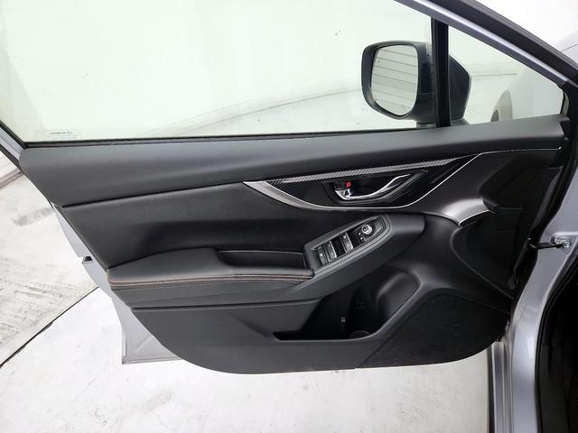Photo of 2018 Silver Subaru Crosstrek
