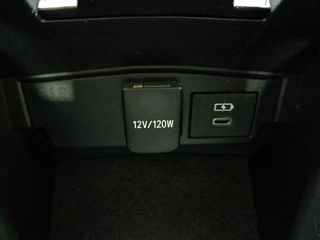 Photo of 2022 Silver Toyota Corolla
