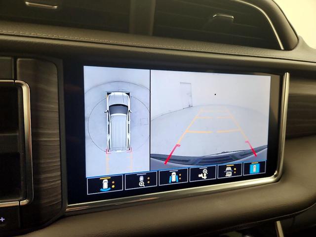 Photo of 2021 Gray GMC Yukon