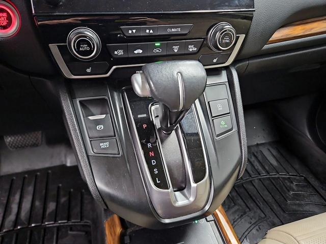 Photo of 2021 White Honda CR-V