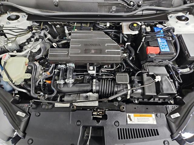 Photo of 2021 White Honda CR-V