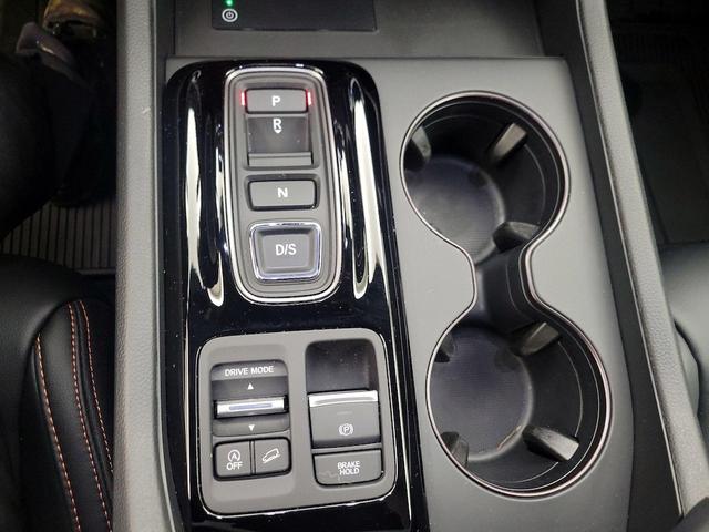 Photo of 2025 Blue Honda Pilot