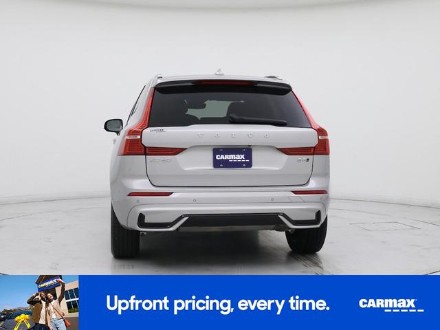 Photo of 2025 Silver Volvo XC60