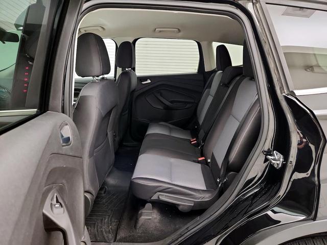 Photo of 2017 Black Ford Escape