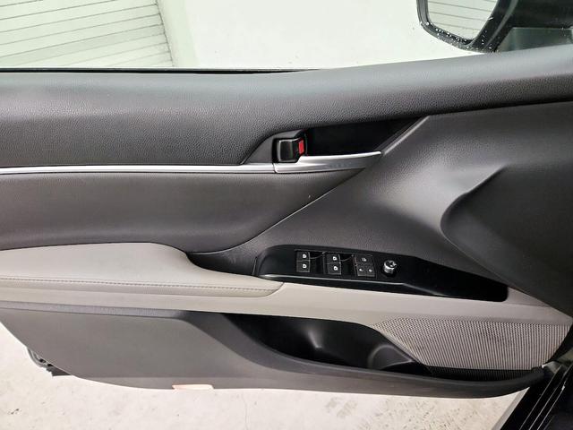 Photo of 2019 Blue Toyota Camry