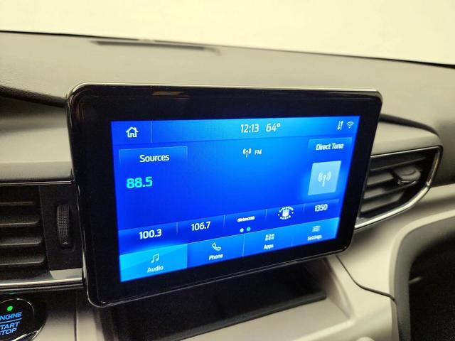 Photo of 2021 Silver Ford Explorer