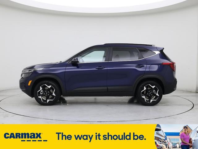 Photo of 2024 Blue Kia Seltos