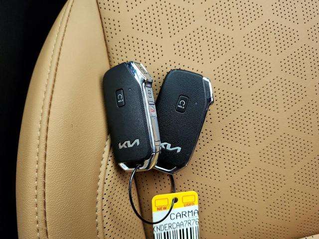 Photo of 2024 Blue Kia Seltos