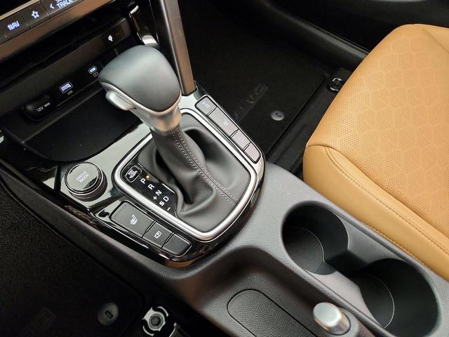 Photo of 2024 Blue Kia Seltos