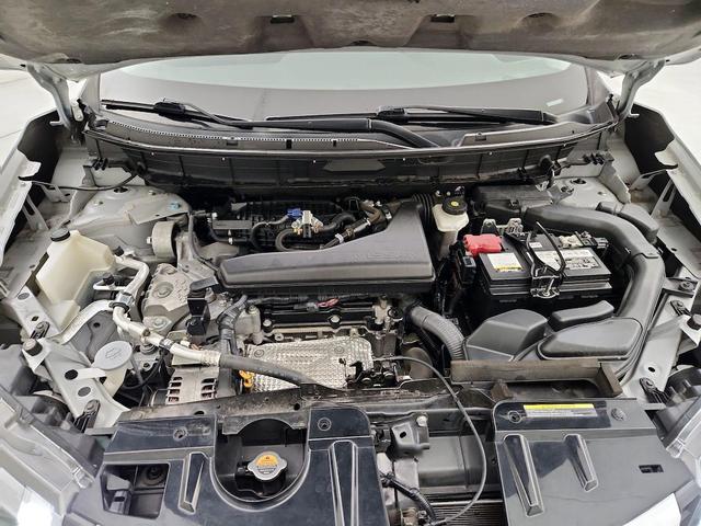 Photo of 2019 Silver Nissan Rogue