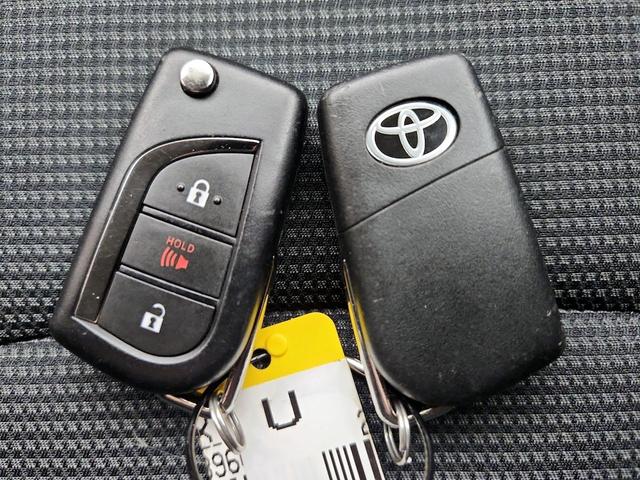 Photo of 2021 Gray Toyota RAV4