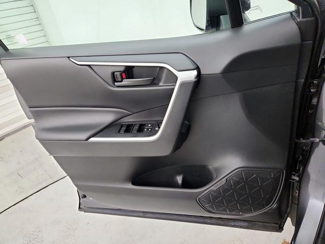 Photo of 2021 Gray Toyota RAV4