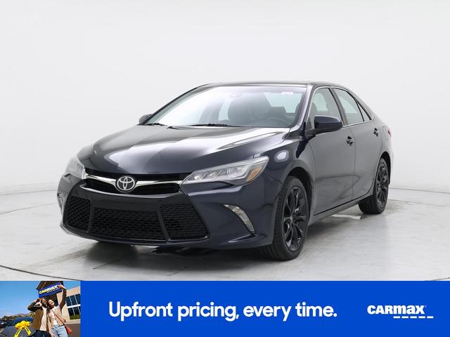 Photo of 2015 Green Toyota Camry