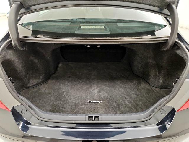 Photo of 2015 Green Toyota Camry