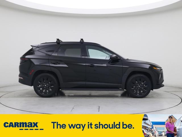 Photo of 2022 Black Hyundai TUCSON