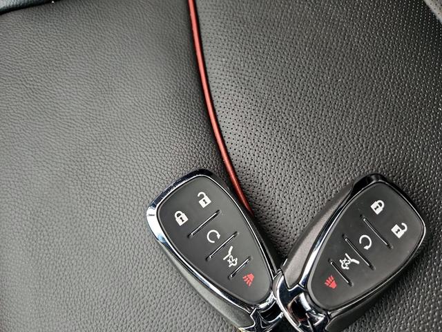 Photo of 2024 Blue Chevrolet Equinox