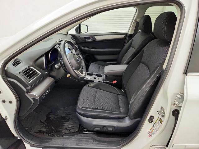 Photo of 2019 White Subaru Outback