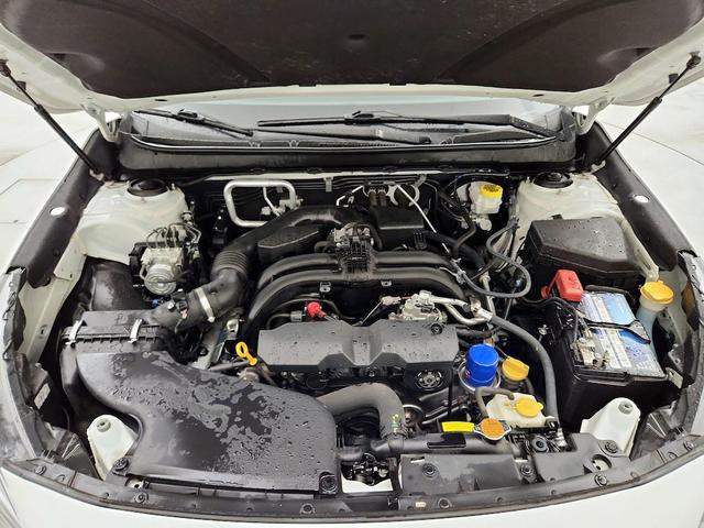 Photo of 2019 White Subaru Outback