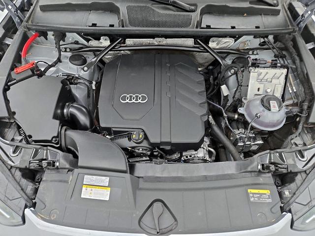 Photo of 2023 Silver Audi Q5