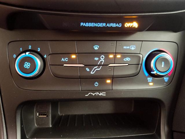 Photo of 2017 Silver Ford Focus