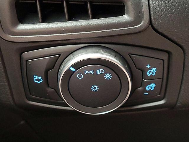 Photo of 2017 Silver Ford Focus