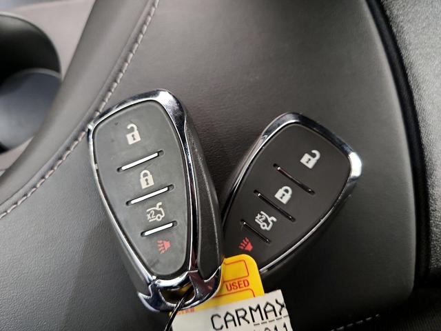 Photo of 2020 Black Chevrolet Camaro