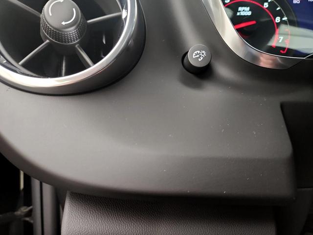 Photo of 2020 Black Chevrolet Camaro
