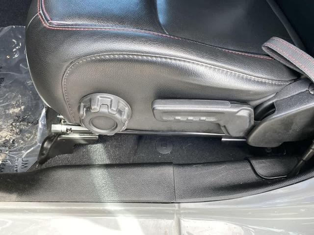 Photo of 2022 Sting-Gray Clearcoat Jeep Gladiator