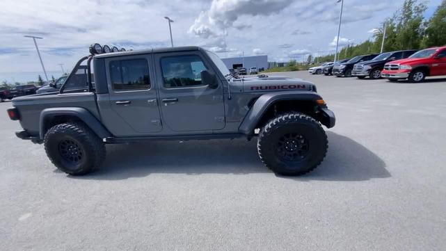 Photo of 2022 Sting-Gray Clearcoat Jeep Gladiator