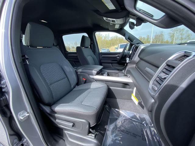 Photo of 2025 Billet Silver Metallic Clearcoat RAM 1500