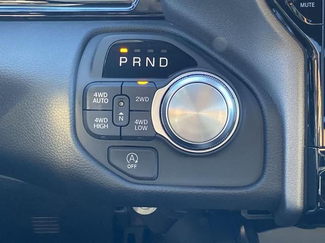 Photo of 2026 Granite Crystal Metallic Clearcoat RAM 1500