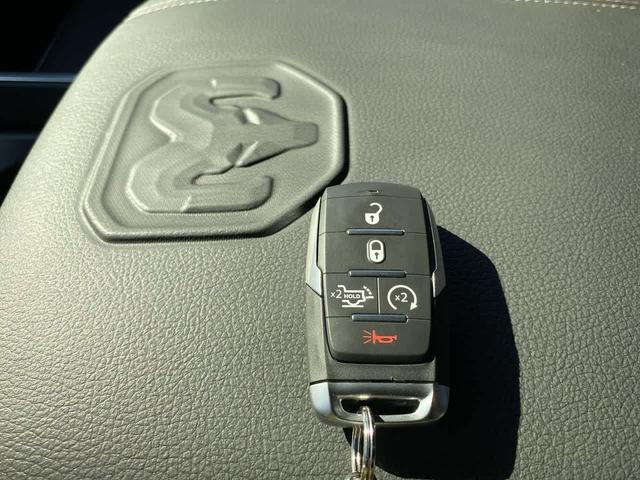 Photo of 2026 Granite Crystal Metallic Clearcoat RAM 1500