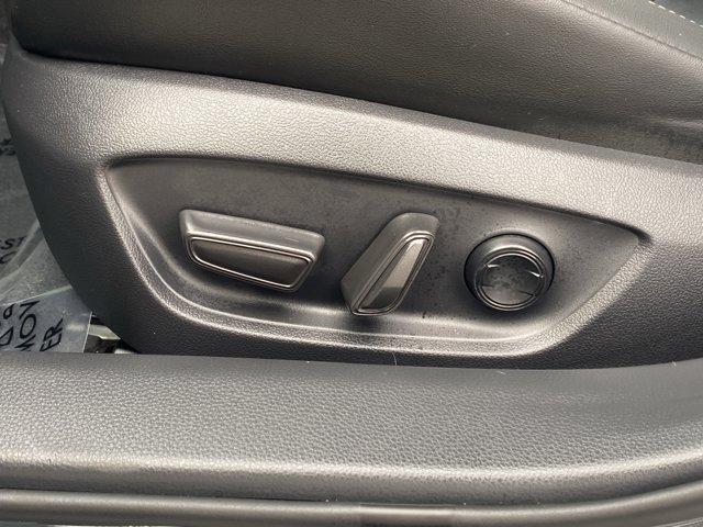 Photo of 2025 Gray Toyota Prius