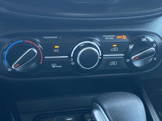 Photo of 2023 Snow White Pearl Kia Soul