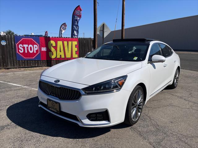 2017 Kia Cadenza