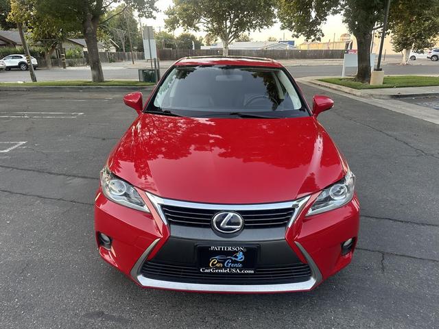 Photo of 2014 RED Lexus CT 200h