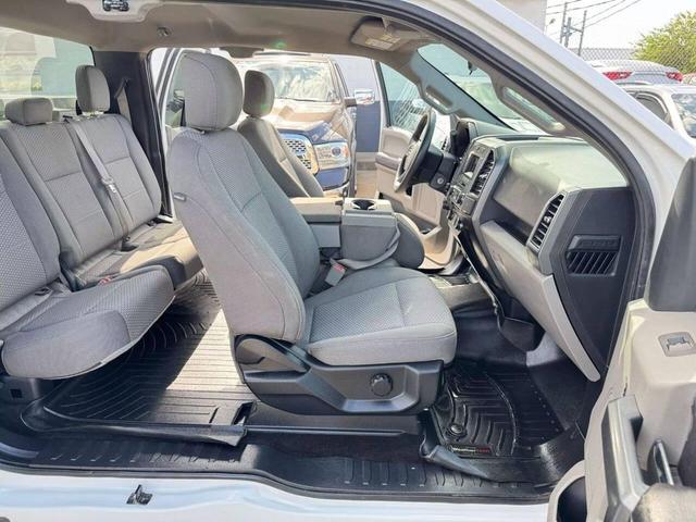 Photo of 2018 Oxford White Ford F-150