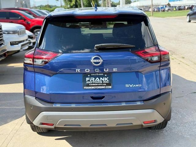 Photo of 2022 Caspian Blue Metallic Nissan Rogue