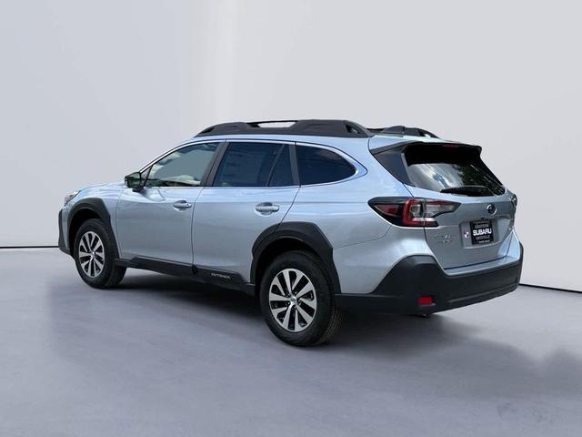 Photo of 2025 Ice Silver Metallic Subaru Outback