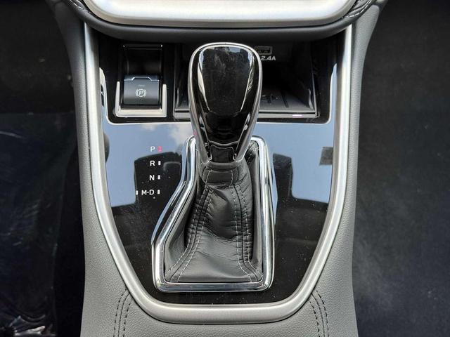 Photo of 2025 Ice Silver Metallic Subaru Outback